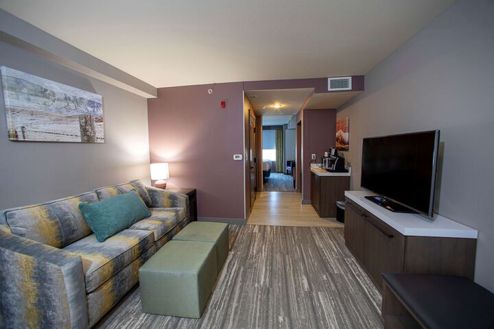 Room 33 of 66