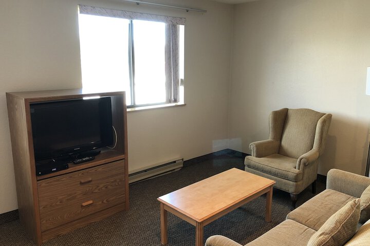 Room 27 of 35