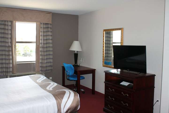 Room 44 of 120