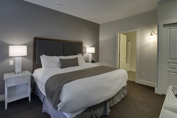 Room 82 of 136