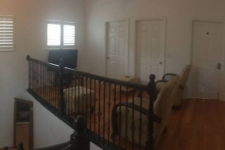 Room 20 of 35