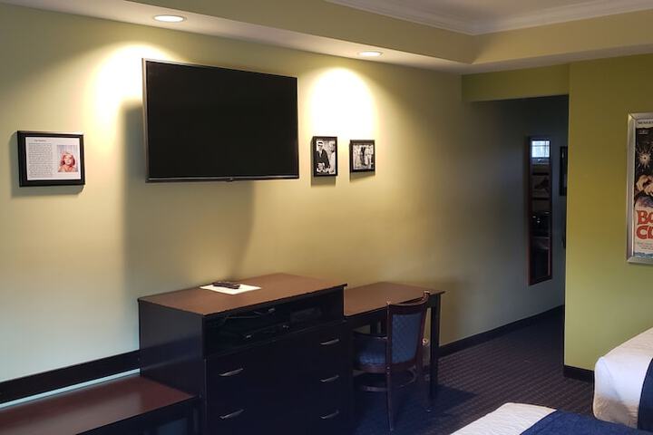 Room 38 of 42