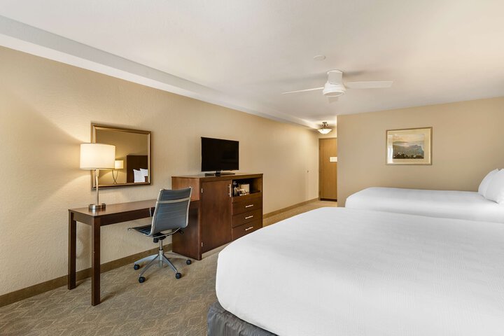Room 42 of 63
