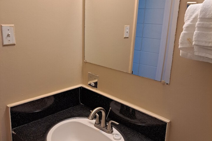 Room 19 of 47