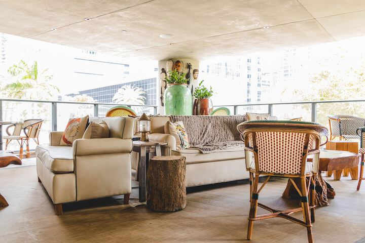 Lounge 95 of 113