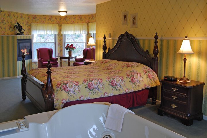 Room 10 of 52