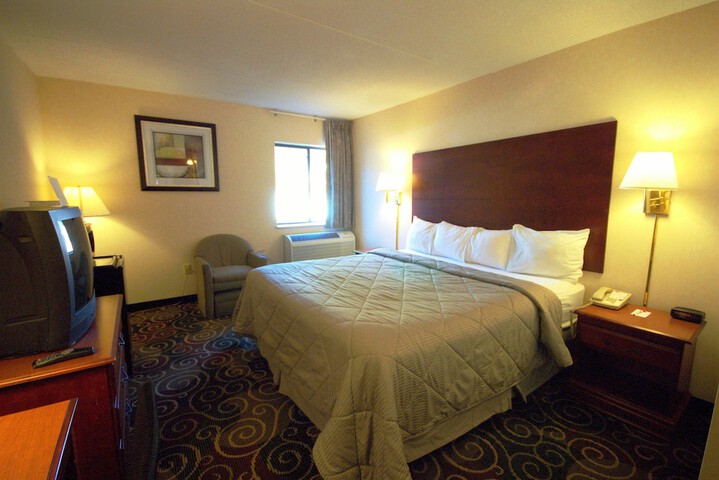 Room 19 of 35