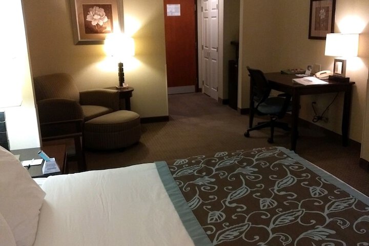 Room 23 of 30