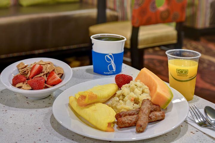 Breakfast/Coffee Service 59 of 70
