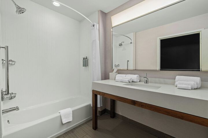 Courtyard by Marriott Oxford