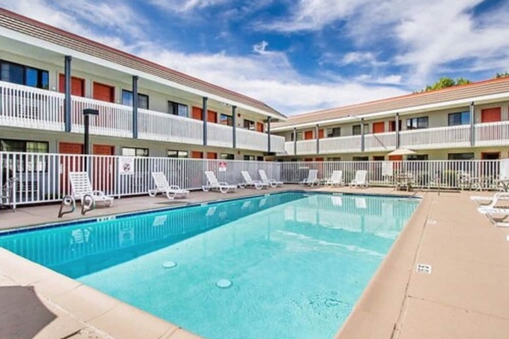 Pool 5 of 33