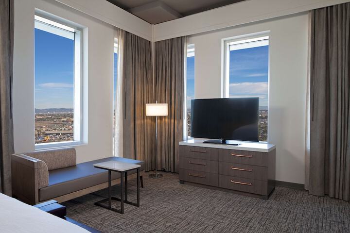 Room 21 of 50