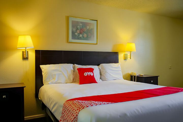 Room 14 of 28