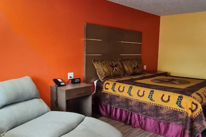 Chaparral Motel