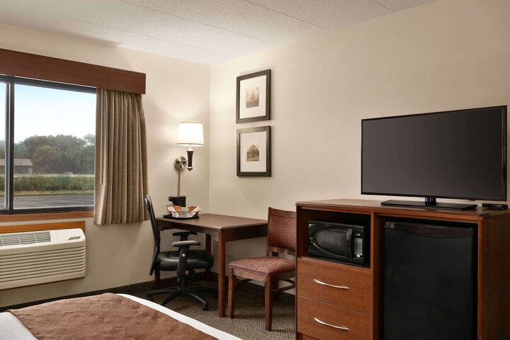 Room 20 of 48