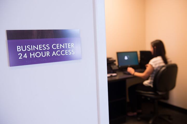 Business Center 68 of 71