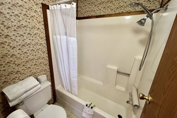 Room 40 of 51
