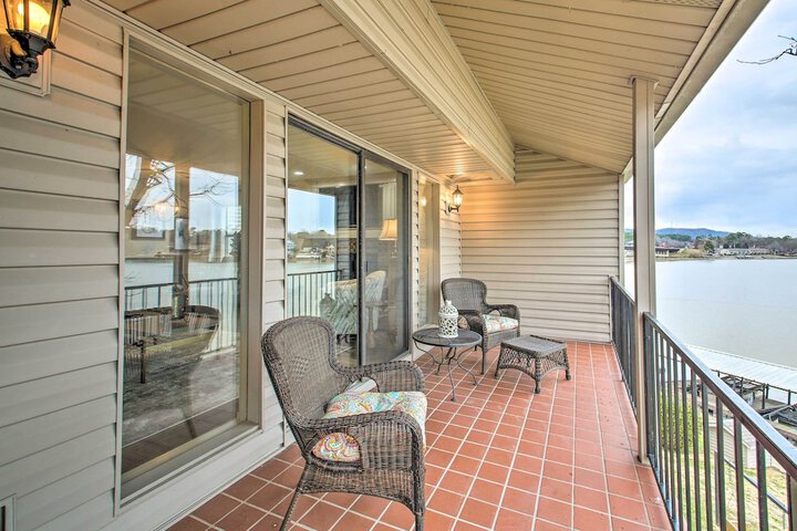 Boat Slip: Lake Hamilton Condo in Hot Springs!