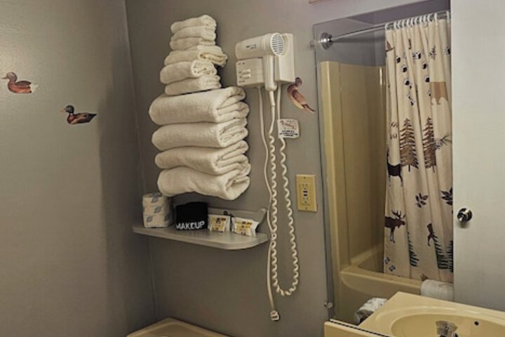 Room 56 of 115