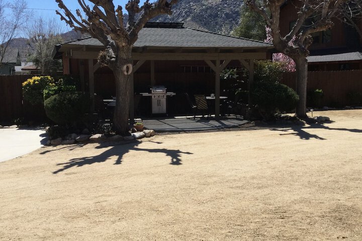 Property Grounds 50 of 52