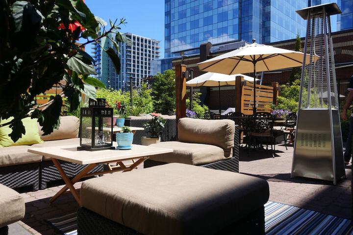 Terrace/Patio 25 of 28
