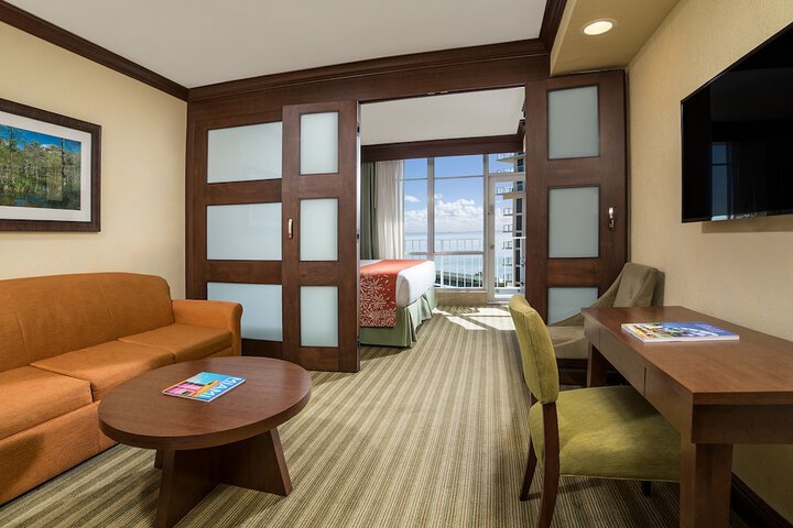 Room 28 of 61
