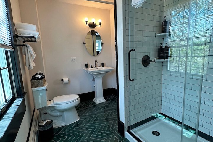 Room 90 of 167