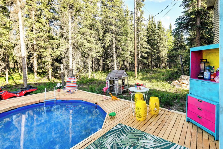 Delta Junction Rental w / Shared Pool & Hot Tub!