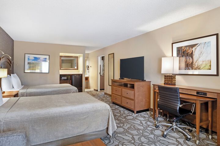 Best Western Plus Black Oak