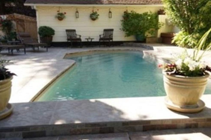 Pool 4 of 41