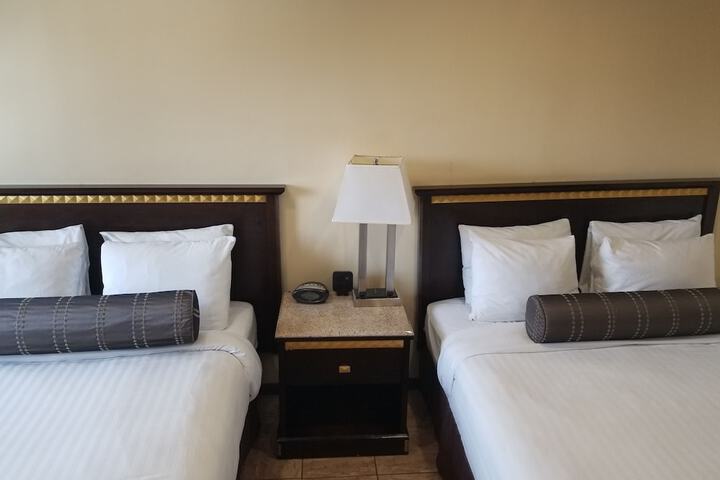 Room 54 of 66