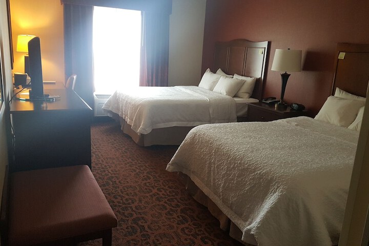 Hampton Inn & Suites Peru