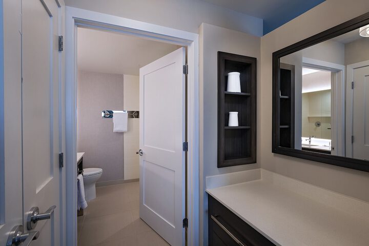 Room 9 of 31