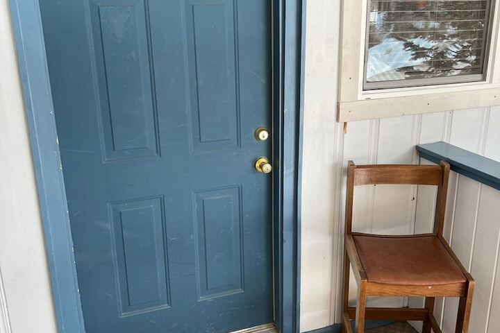 Room 99 of 236
