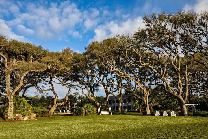 The Beachview Club