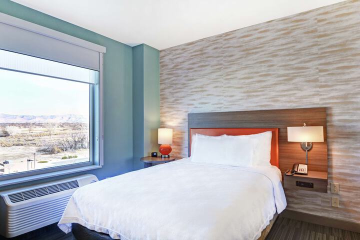 Room 21 of 46