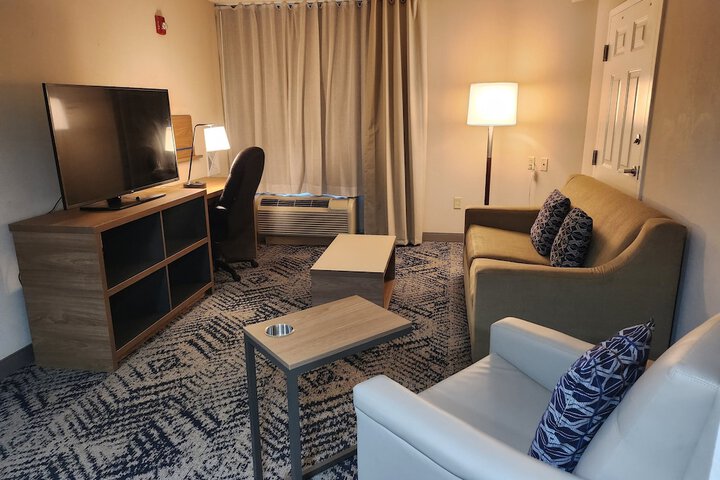 Room 13 of 51