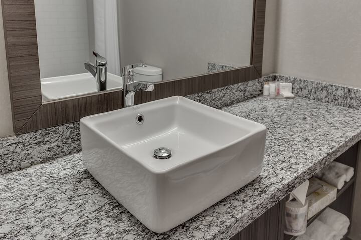 Home Inn & Suites Saskatoon South
