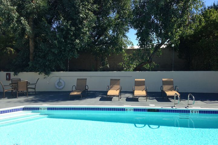 Pool 6 of 32