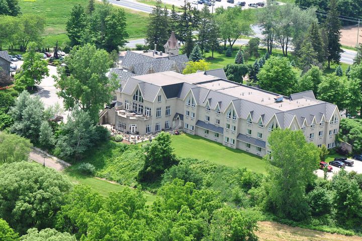 Hotel 5 of 73