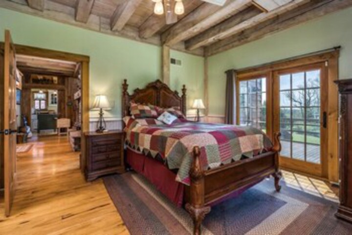 Fling B & B