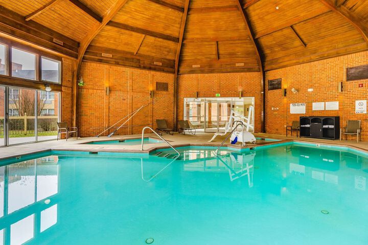 Pool 7 of 41
