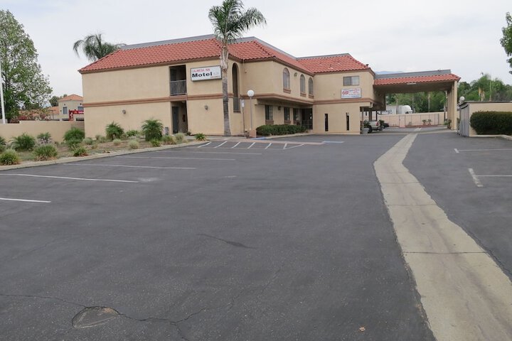 Calimesa Inn Motel