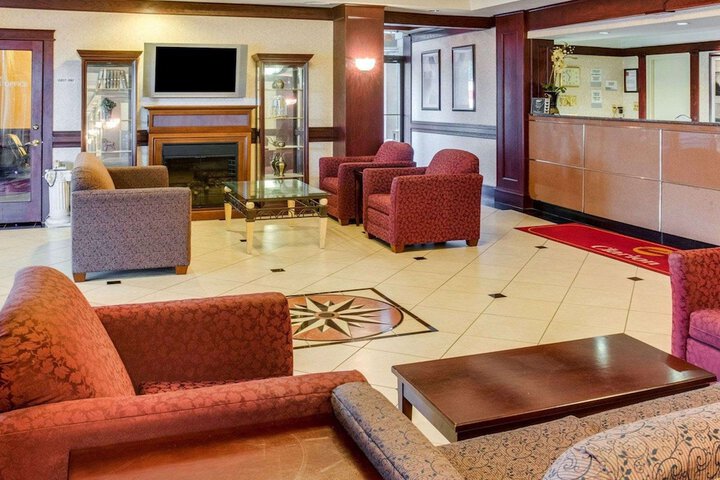 Hotel Interior 6 of 33