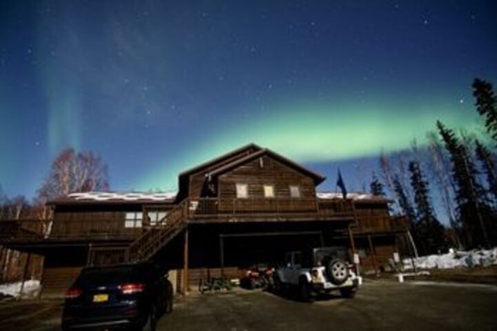 Fairbanks Moose Manor B & B