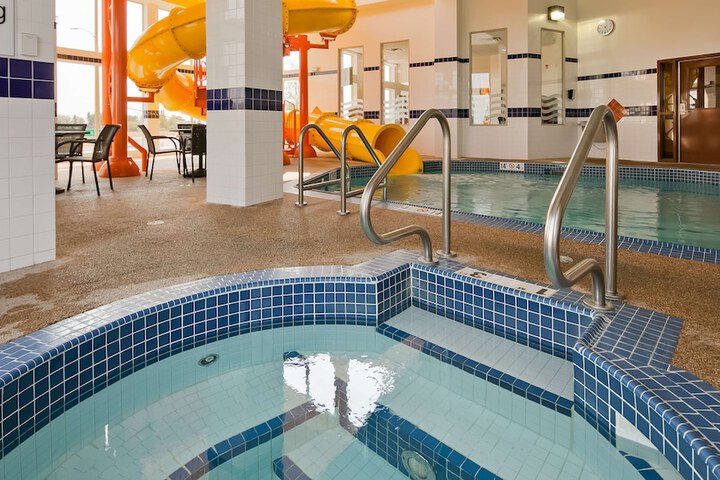 Pool 4 of 54
