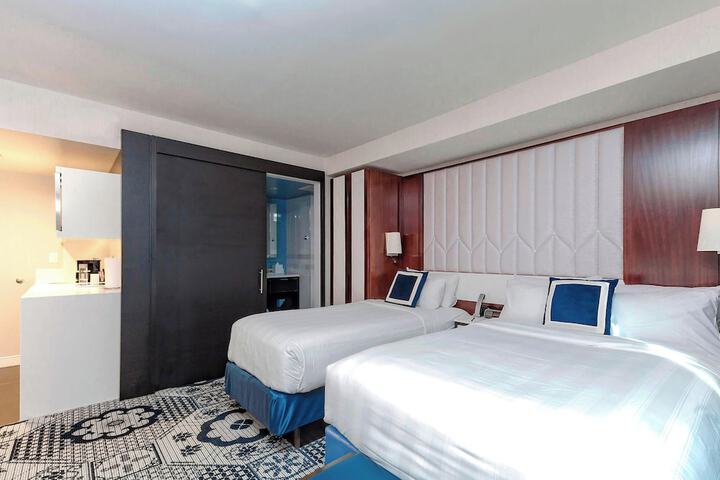 Room 21 of 63