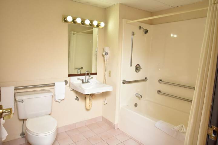 Room 45 of 47
