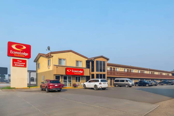 Econo Lodge Inn & Suites