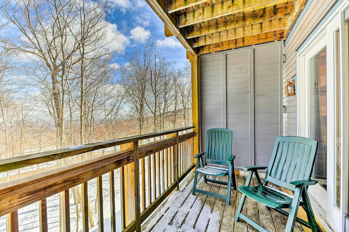 Inviting Ski-in / ski-out Condo at Jay Peak Resort!